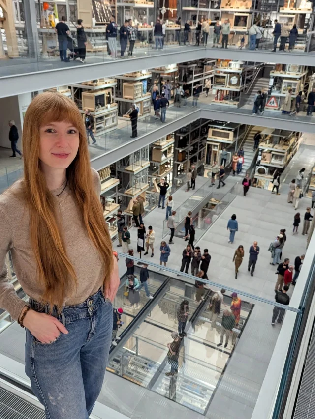 A museum experience like no other: V&A East Storehouse is now open 🎇

This world-first cultural space offers free, behind-the-scenes access to over half a million objects, books, & archives from the @vamuseum’s collections, spanning the worlds of art, design, performance, & fashion.

At a glance:
📌 Four levels
📌 Bigger than 30 basketball courts
📌 10 years in the making
📌 Designed by architects @diller_scofidio_renfro
📌 100+ mini curated displays ‘hacked’ into the sides & ends of storage racking

Unmissable highlights:
✨ Frank Lloyd Wright's Kaufmann Office
✨ Picasso's stage cloth for 'Le Train Bleu'
✨ Torrijos gilded wooden ceiling
✨ Robin Hood Gardens façade
✨ Watch conservators at work
✨ “Order an Object” to see up close on site

🎟️ FREE
📍 @vam_east, @queenelizabetholympicpark

✅ Save this post for your next day off in London

#criview #vamuseum #eastlondon #londonmuseums #discoverlondon #whatsonlondon @hereeast